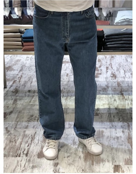 Jeans basic modello baggy